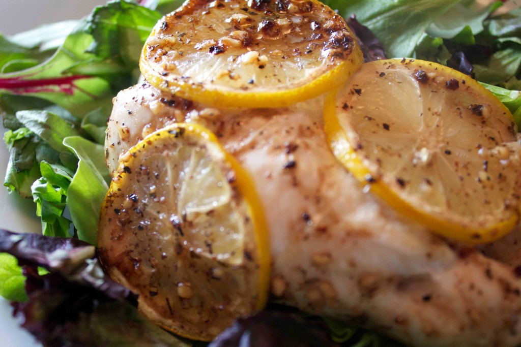 Garlic Lemon Chicken. Low carb weight loss surgery recipes at www.foodcoach.me